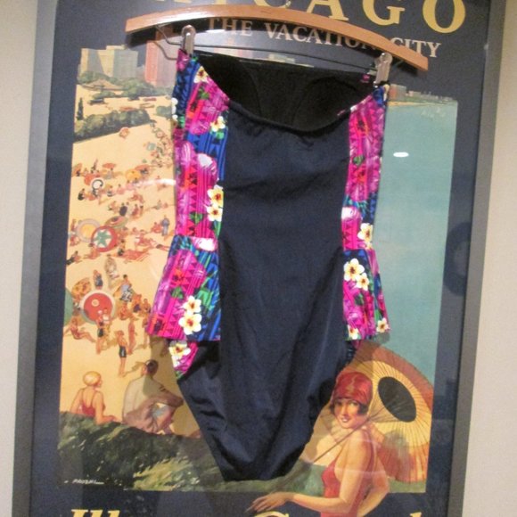 NWT Strapless Navy Floral Gottex 1 Piece Swimsuit - Picture 2 of 5